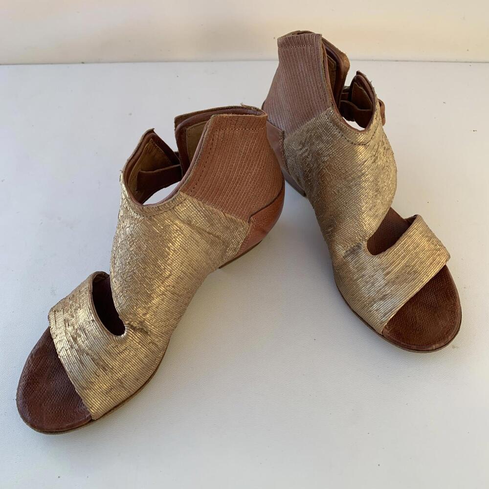 A.S.98 Metallic Gold Leather Open-Toe Sandals - Picture 6 of 11